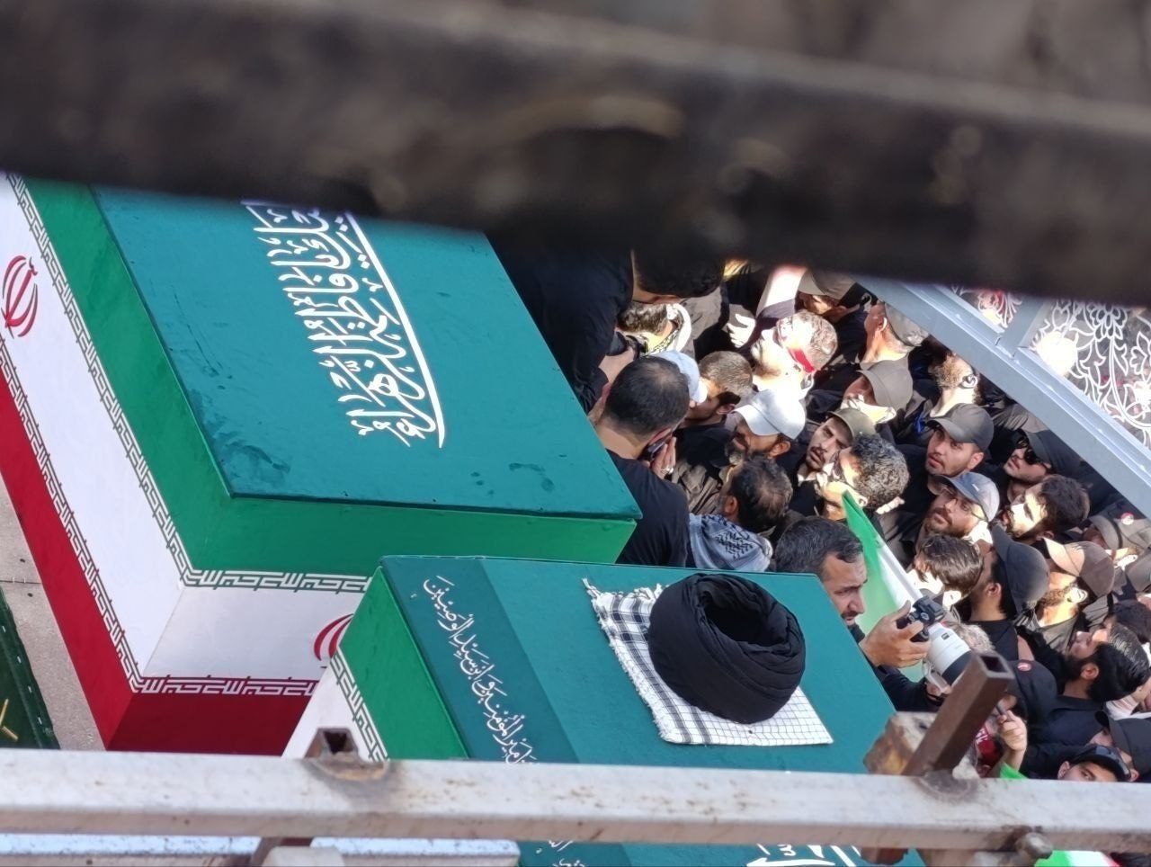 گزارش تصویری؛ حماسه میلیونی تشییع رهبر شهید در تهران