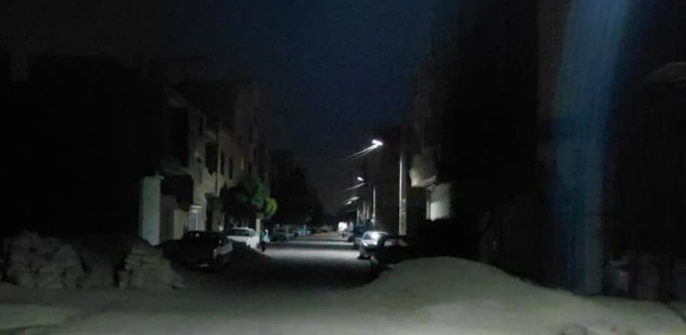 نصب چراغ‌های خورشیدی در فاز شب روستای لم آباد ملارد