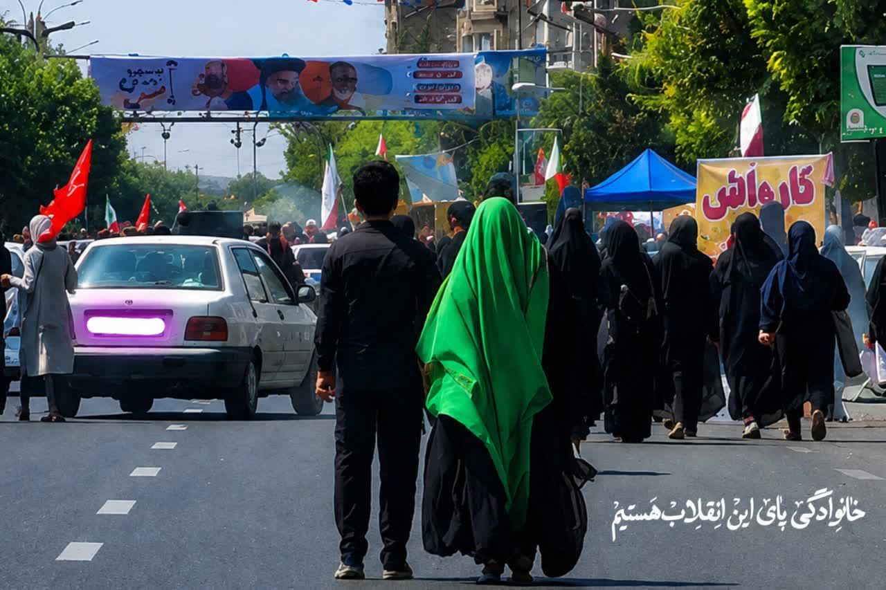 پیاده‌ روی جاماندگان اربعین از سرآسیاب تا گلزار شهدای ملارد