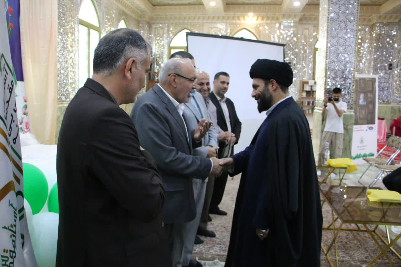 تجلیل از فعالان در حوزه وقف، اصحاب و یاوران وقف ، خانواده شهدا و خادمین بقاع متبرکه توسط مدیرکل محترم اداره کل استان تهران