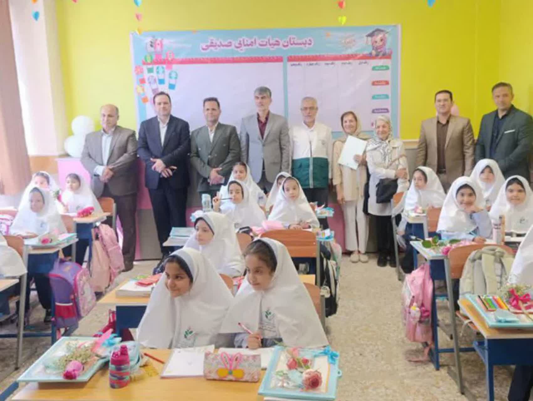زنگ آغاز سال تحصیلی در ملارد نواخته شد ؛ کتابخانه مدرسه صدیقی افتتاح شد