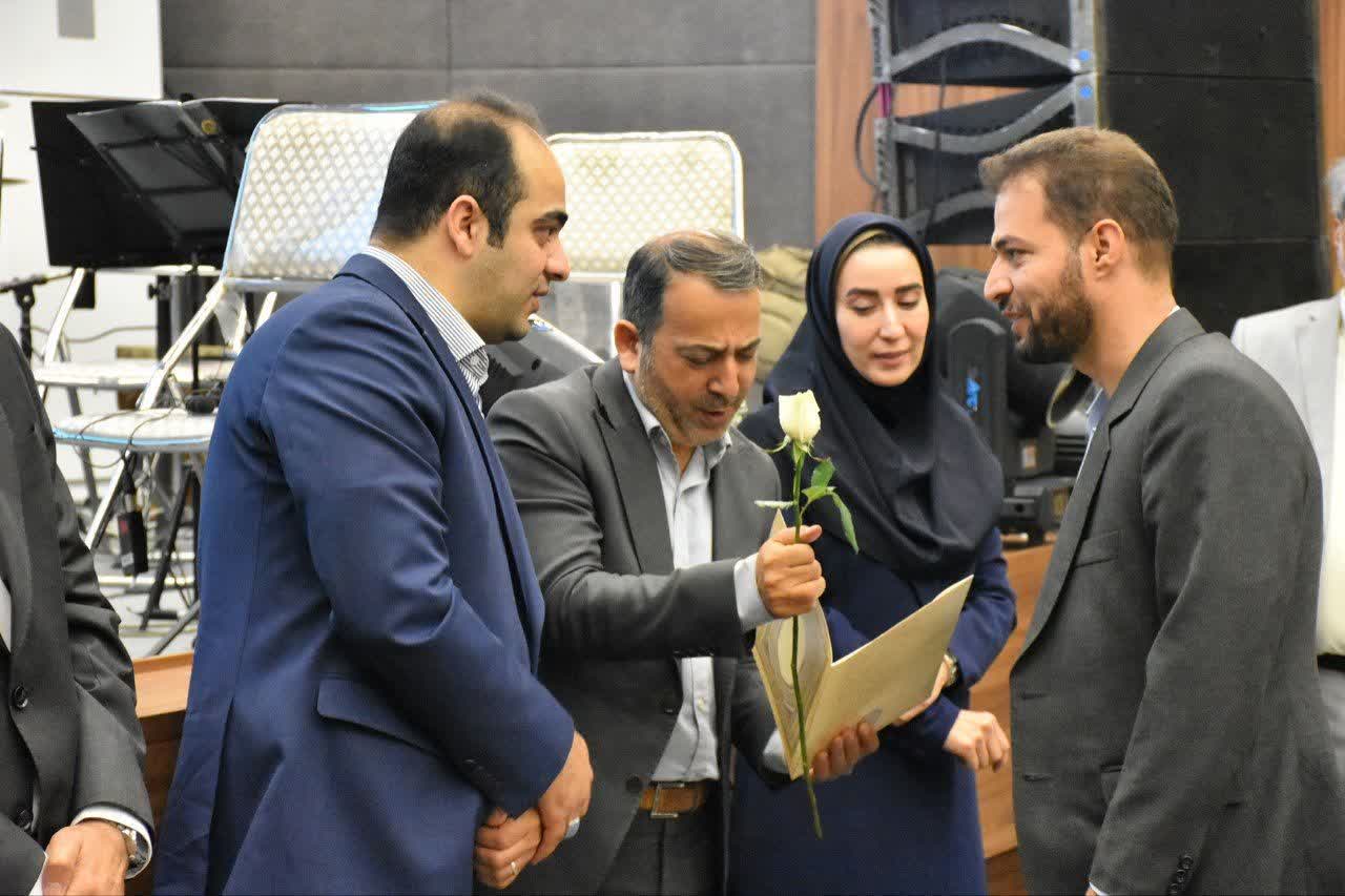 تجلیل از پرستاران ملارد در فرهنگسرای ایوان هنر