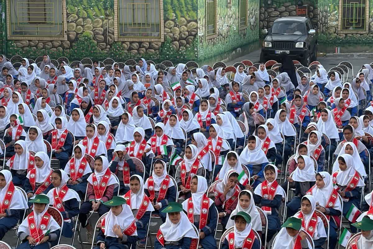 جشن عاطفه‌ ها در ملارد ؛ تاکید بر آموزش همدلی
