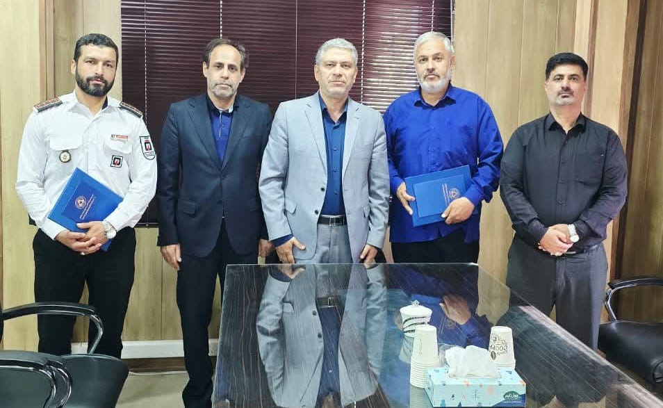 تقدیر از مسئولان خدمات شهری و آتش‌نشانی صفادشت برای همکاری در مهار حریق پسماند اخترآباد